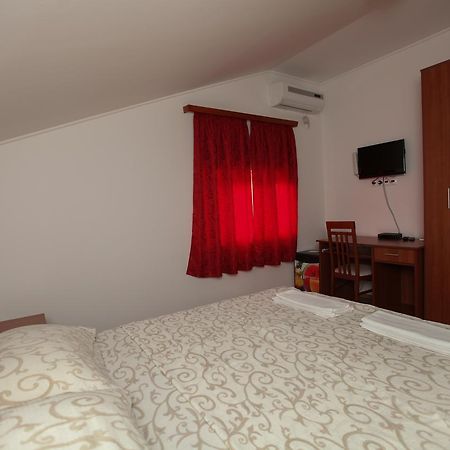 Ninkovic Hotell Trebinje Eksteriør bilde